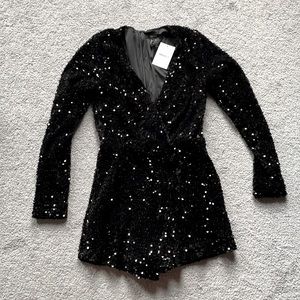 NWT Forever 21 Sequin Romper. Size small.